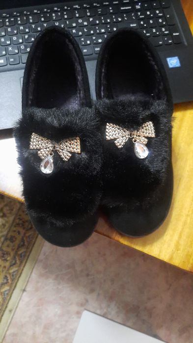 Продаётся женская обувь