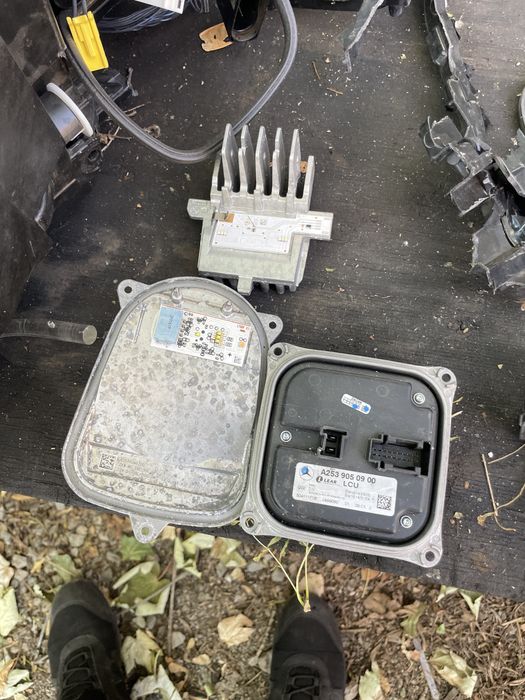 Фар за части GLS 2022