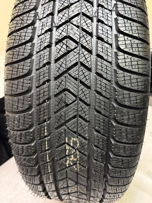 Jante Originale Mercedes GLS-167 pe 22 cu anvelope IARNA !