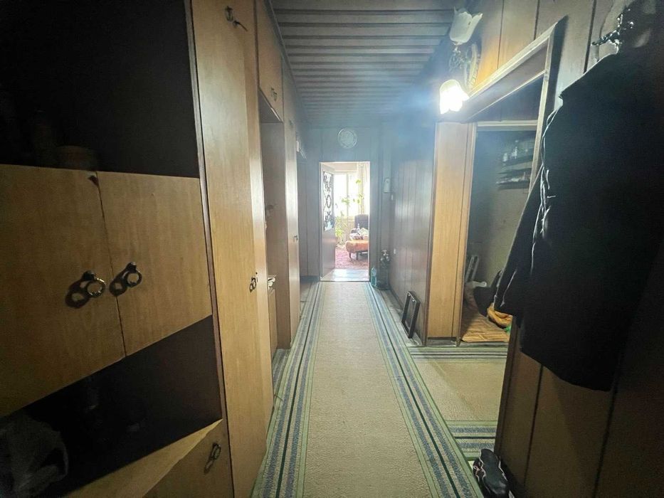 Продава се Четиристаен апартамент в Търговище, Център - 110 кв.м за 1020 €/кв.м - Снимка #8