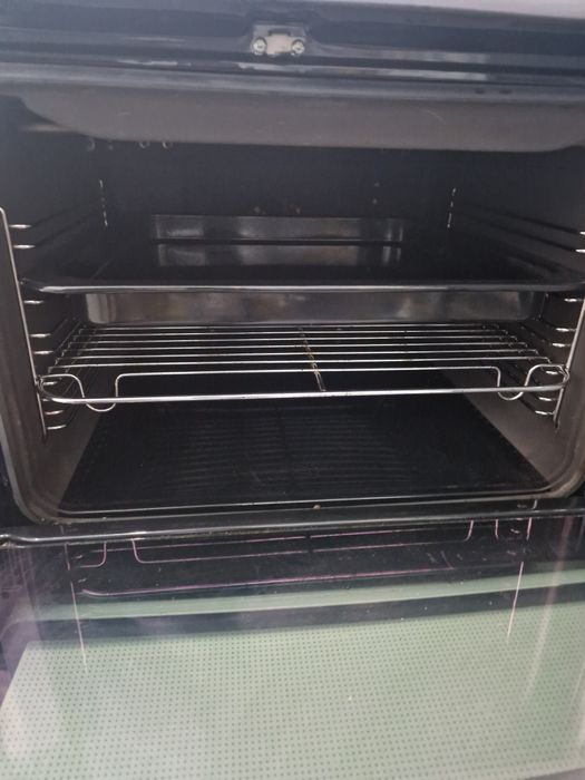 Свободностояща Печка VossElectrolux 66 литра