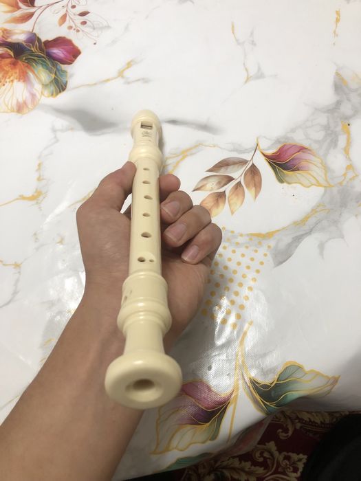 сыбызғы сатылады