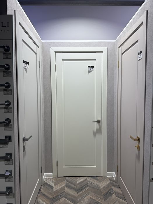 РАСПРОДАЖА премиум дверей с витрины