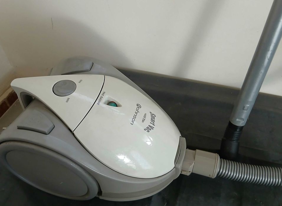 Прахосмукачка ROHNSON 1650W