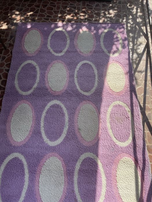 Б/у ковры в хорошем состоянии