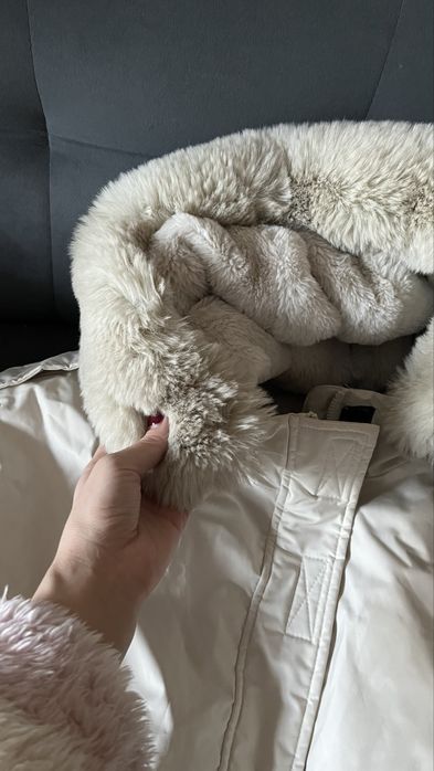 Продаю зимнюю куртку