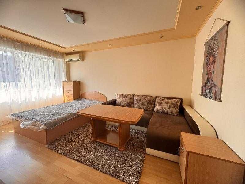 Дава се под наем Тристаен апартамент в Бургас, Славейков - 75 кв.м за 433.5 € - Снимка #5