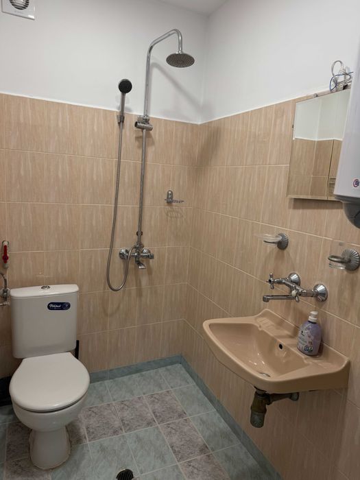 Дава се под наем Къща в с. Мировяне, Област София-град - 268 кв.м за 1690 € - Снимка #11