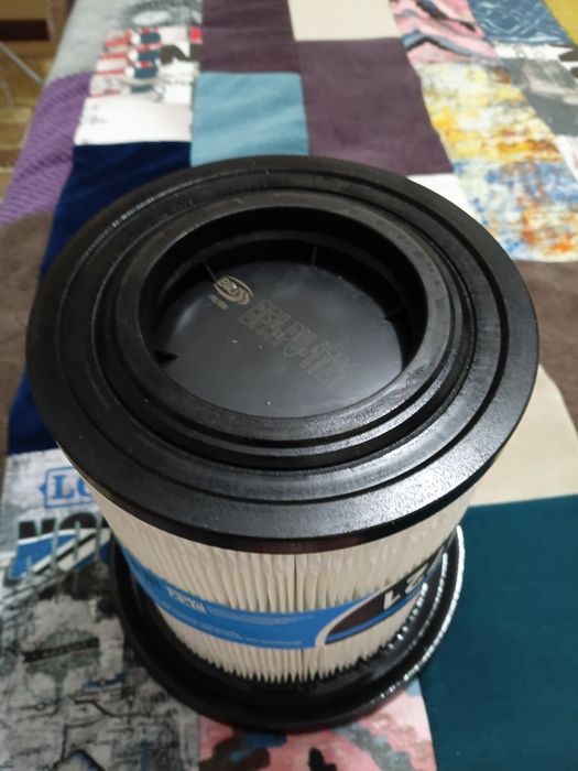 Продам фильтр воздушный