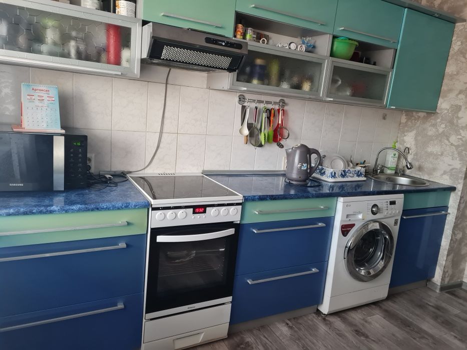 Кухонный гарнитур б/у