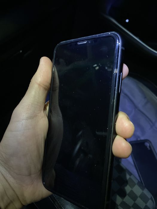 Айфон хр сатылады..