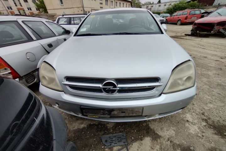 Armatura / Intaritura bara fata Opel Vectra C