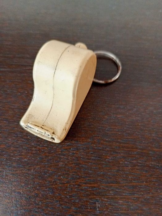 Свисток   судейский