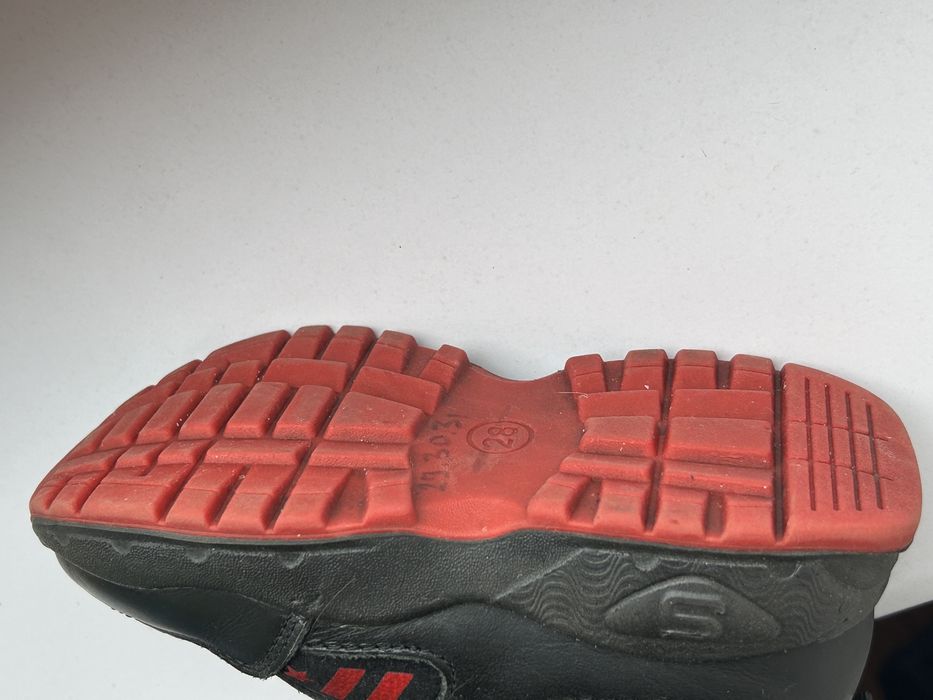 детские кожаные ботинки черные 26 р