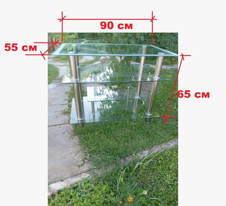 Продам стеклянныйнный столик