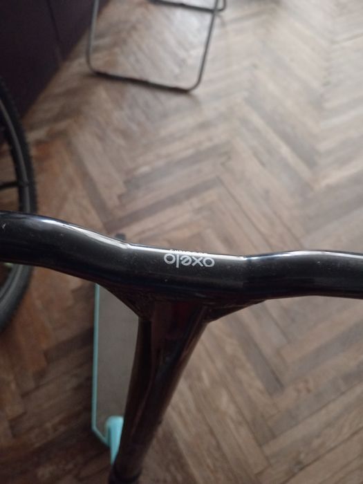 Vând trotineta scut