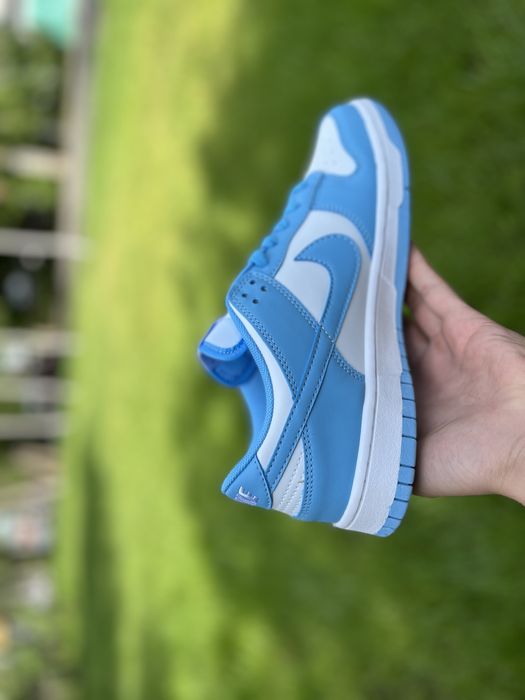 Продаю кроссовки для бизнеса