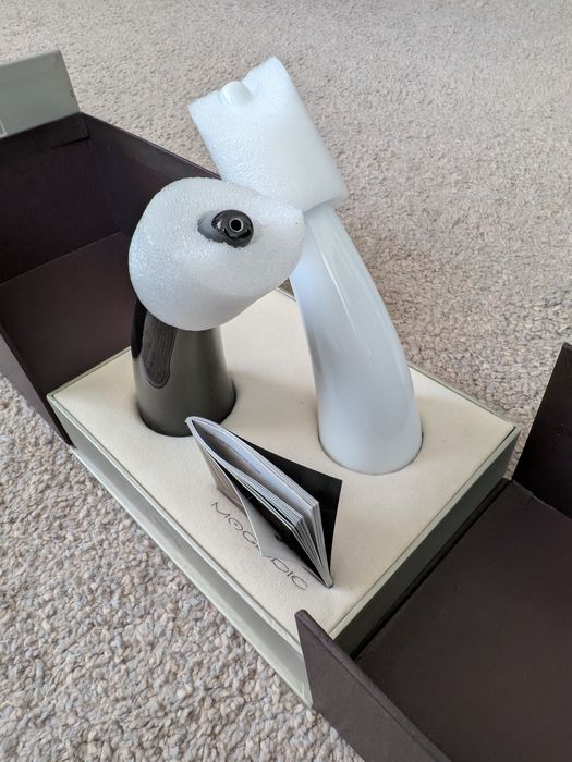 Комплект за сол и пипер на марката Magppie, на известния дизайнер Карим Рашид