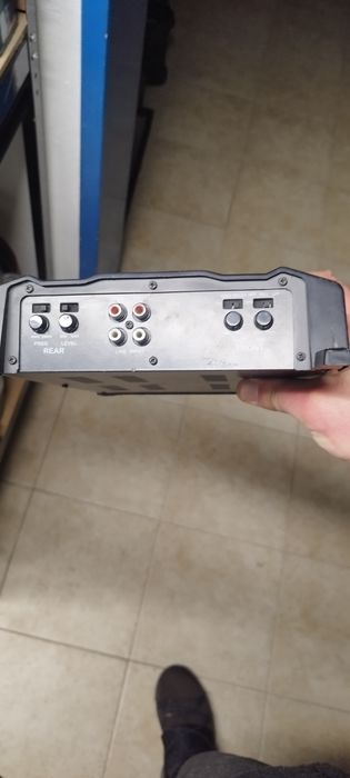 Бас с каса Pyle-UsA и два усилвателя!