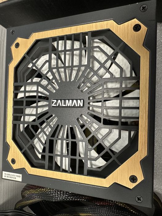 Качествено захранване Zalman 750 вата