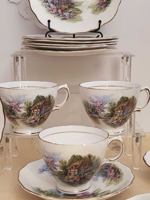 Чаен сервиз Royal Vale с английски пейзажи за 6 души