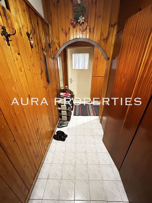 Продава се Тристаен апартамент в Разград, Бели Лом - 98 кв.м за 989 €/кв.м - Снимка #1