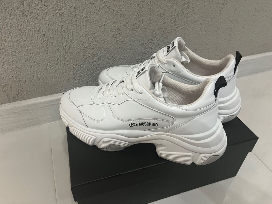 Дамски маратонки Love Moshino