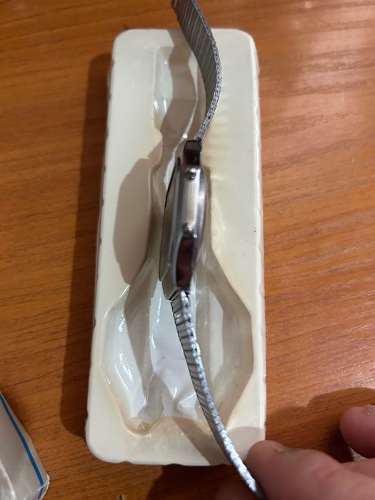 Ceas lcd Convoi cu 7 melodii