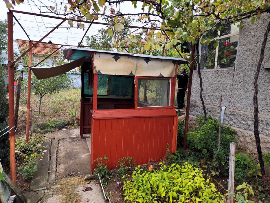 Продава се Къща в Търговище, Изток 1 - 50 кв.м за 714 €/кв.м - Снимка #1