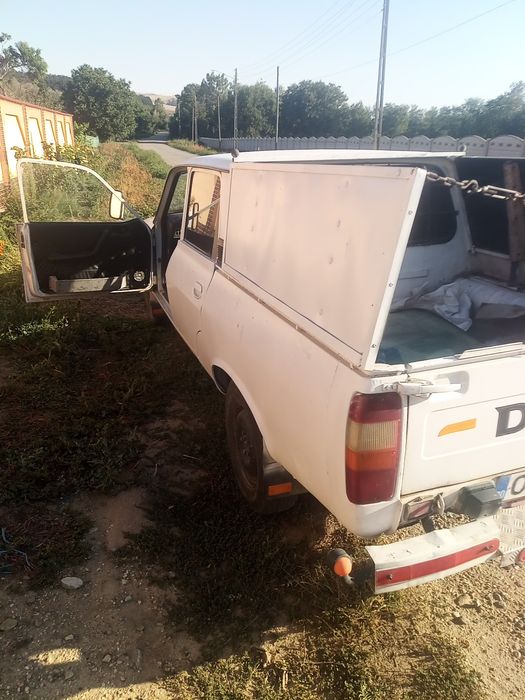 Schimb cu alt papuc, fără acte are și 4x4,al meu are acte