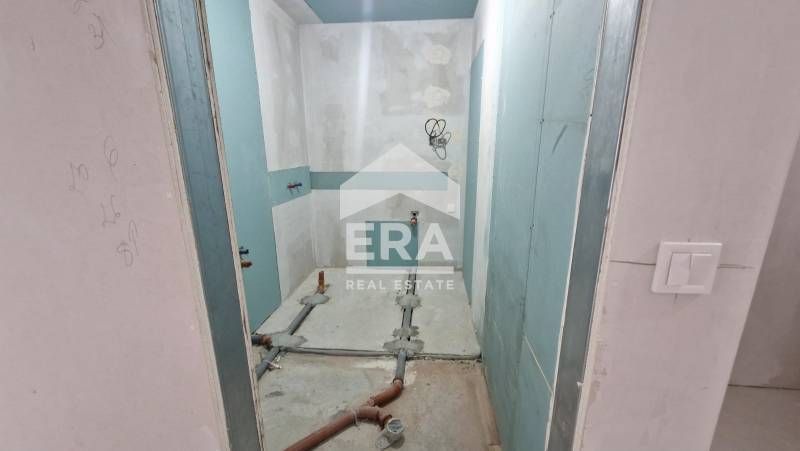 Продава се Тристаен апартамент в Варна, Чайка - 213 кв.м за 1202 €/кв.м - Снимка #3