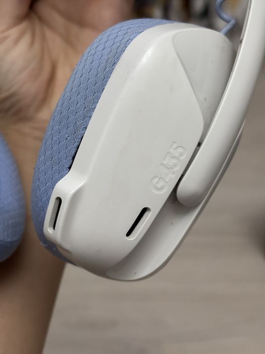 Наушники Logitech G435