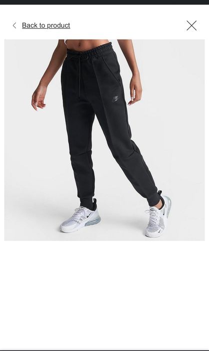 Дънки Emporio Armani, Nike, екип Hugo Boss, Liu Jo