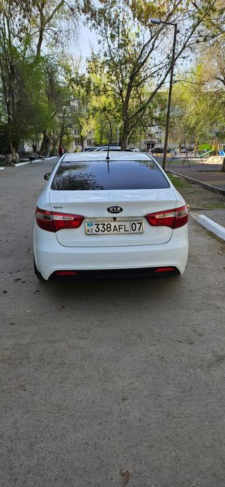 Продаётся автомобиль KIA RIO