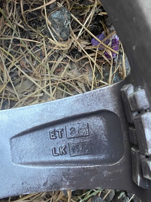Гуми с джанти Magma 215/55R17