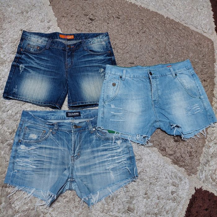 Продам джинсовые шорты