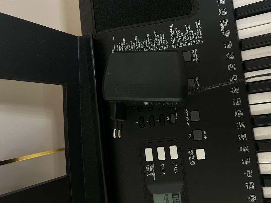 Синтезатор Yamaha