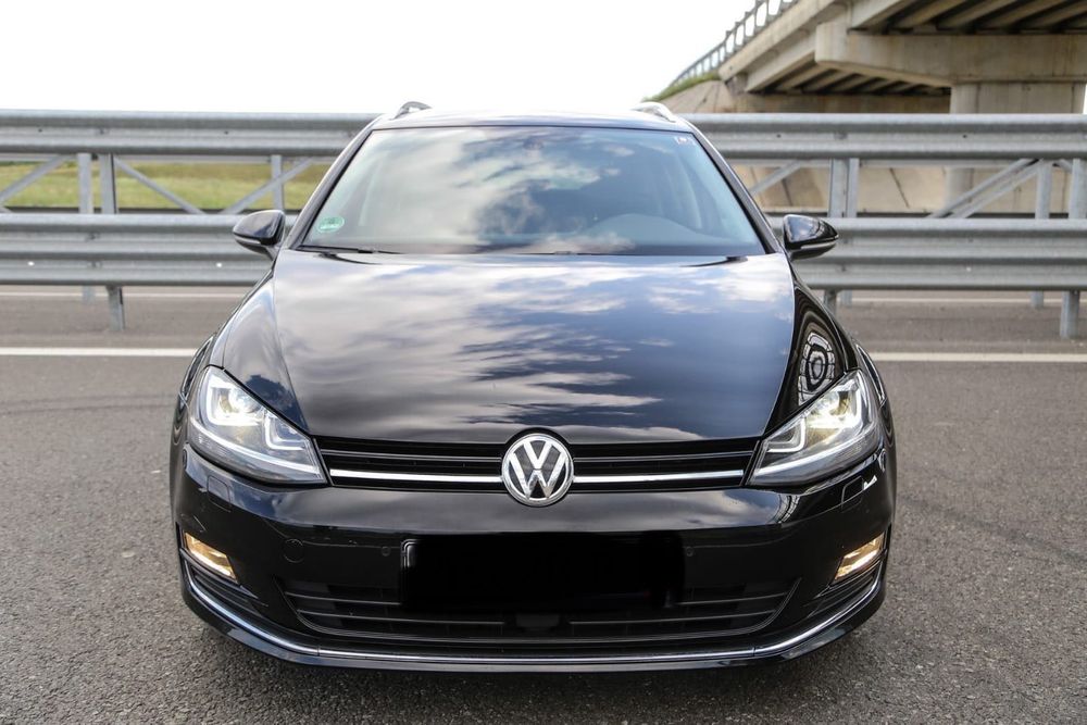 Volkswagen Golf Golf 7, primul proprietar în România, carte service completă, revizii
