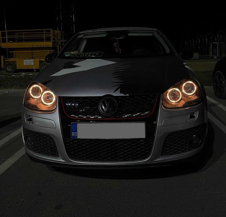 Far faruri VW Golf 5 Jetta Angel Eyes look negru cu lupa NOU