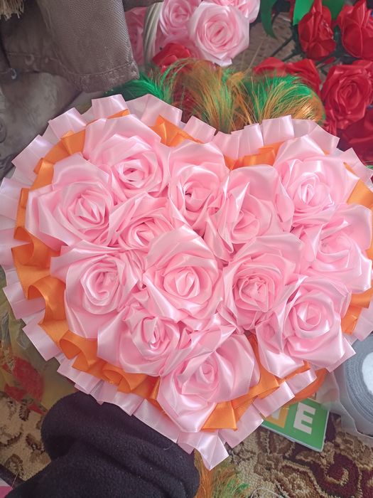 Цветы из атласной ленты