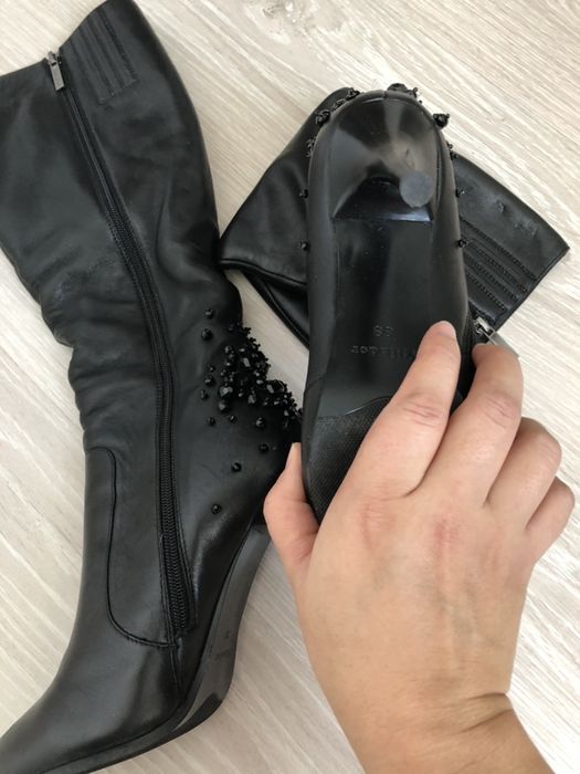 Зимние новые сапоги