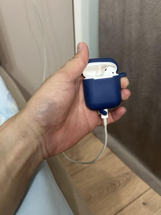 Airpods 2.        .