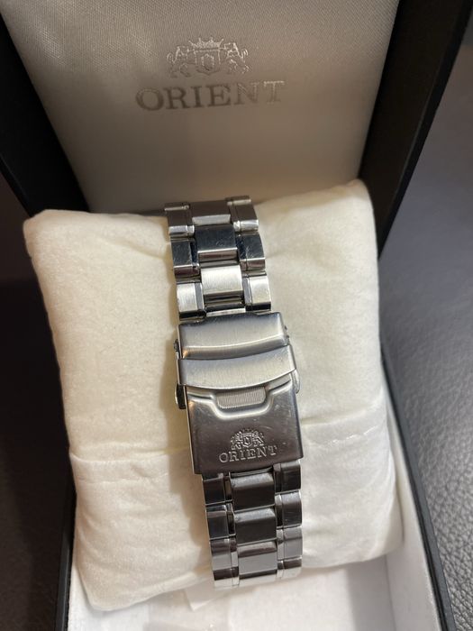 Ceas Orient Automatic, mecanism frumos decorat