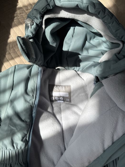 Продам зимний комбинезон трансформер