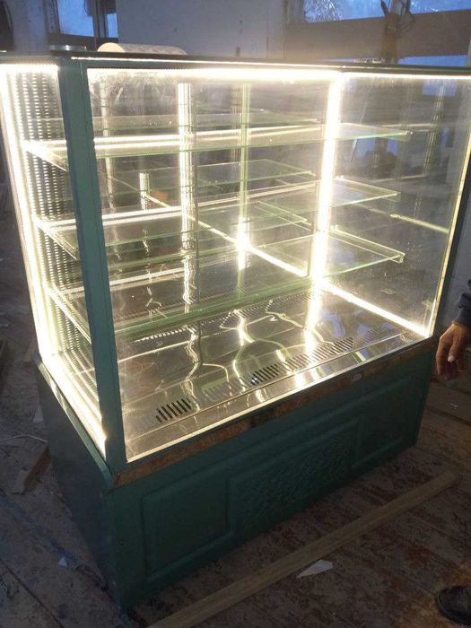 Vetrina va muzlatgich kameralar