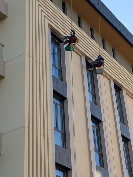 Мойка Уборка Чистка Витражей Фасадов. Альпинисты Ташкент .