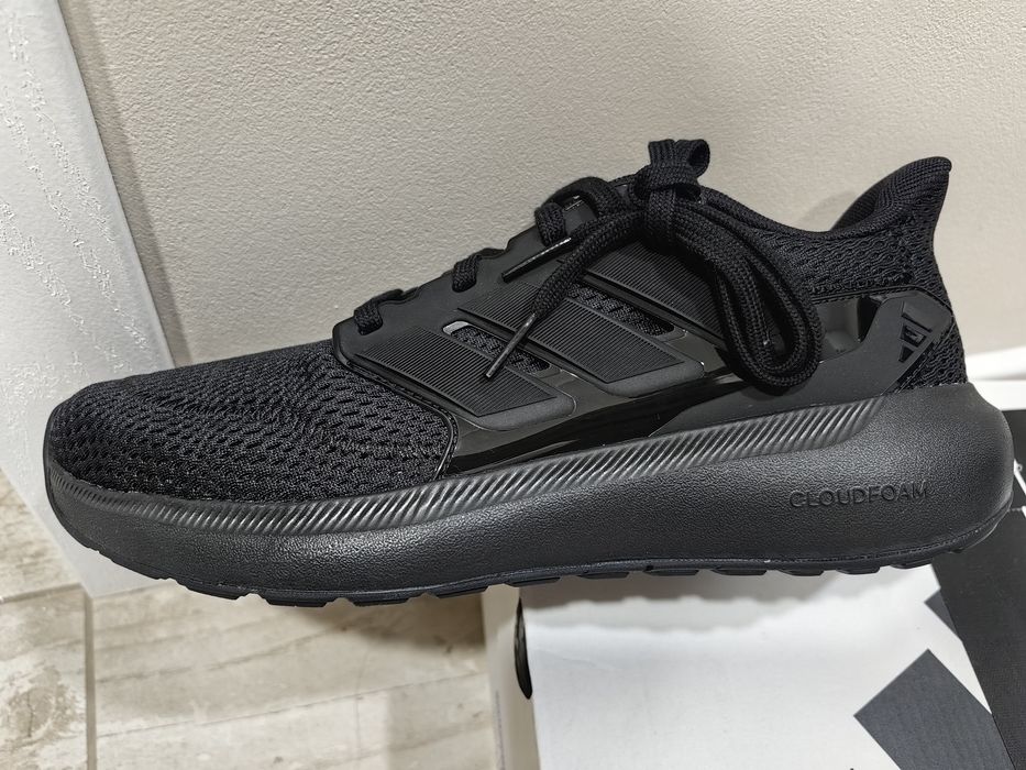 Маратонки Adidas два чифта, дамски