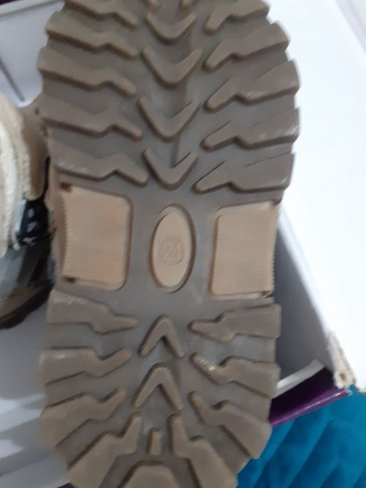 Продам детские сапожки