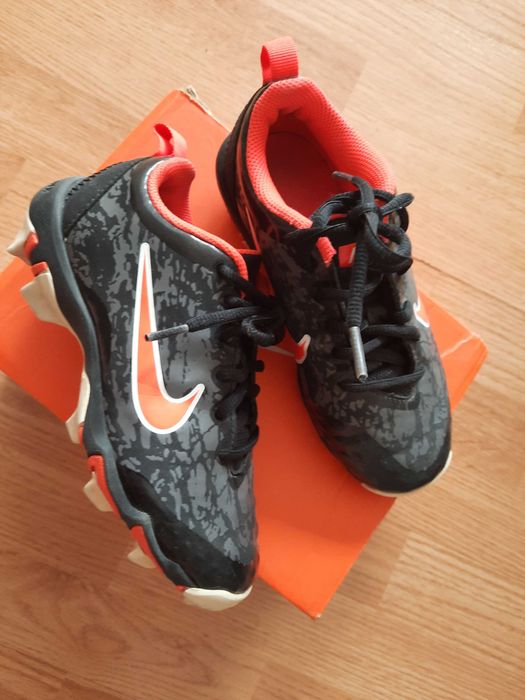 Оригинални маратонки Nike 31 номер 19 см стелка