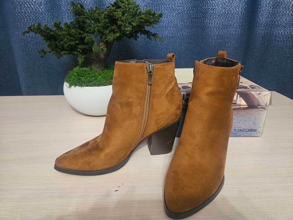 Продам полусапожки весна - осень 38р